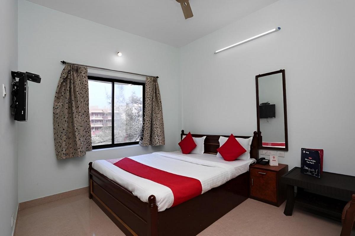 Hotel Lovely Inn ! Puri Exterior photo